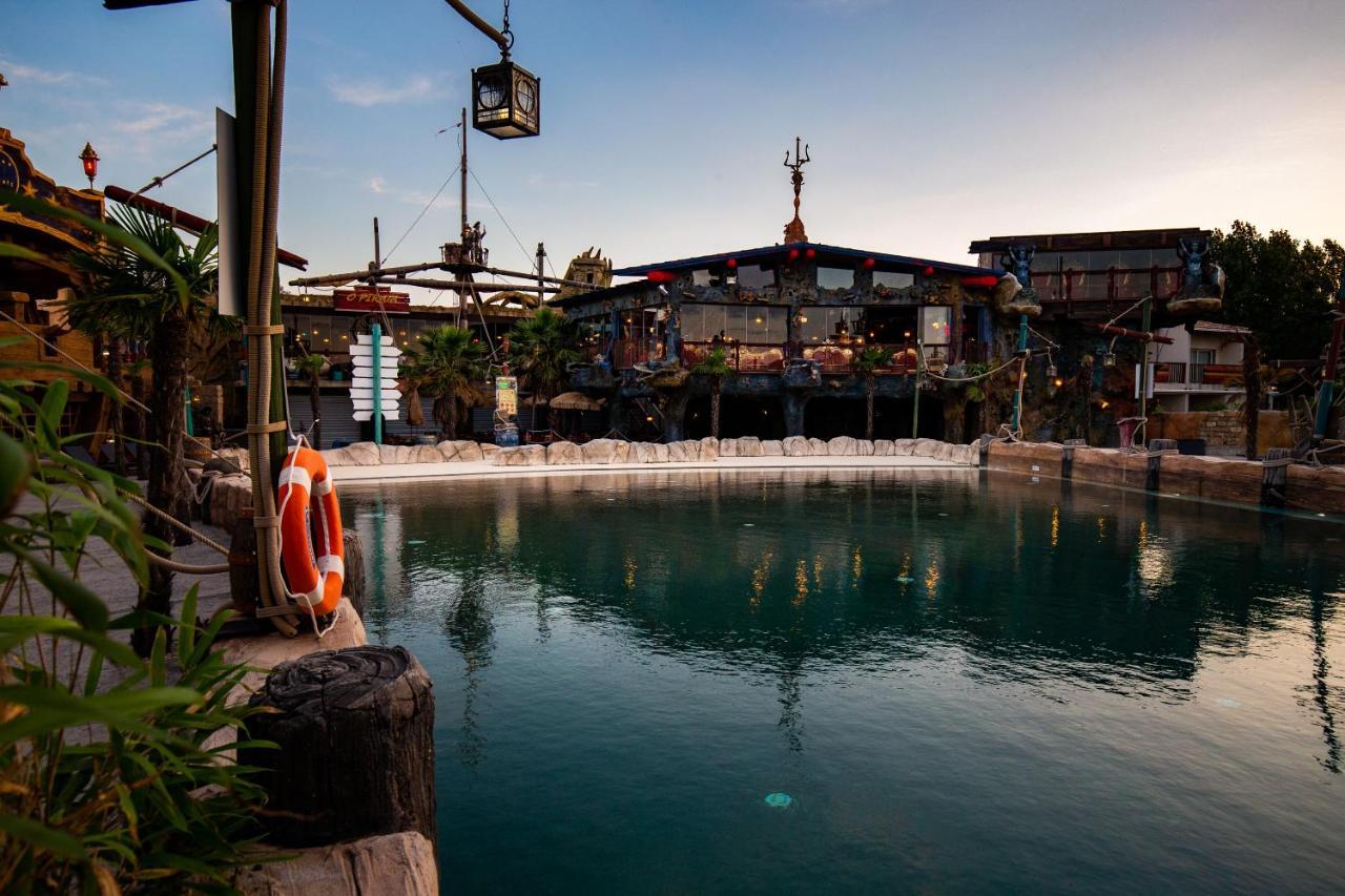 Hotel Pirates World Agde Kültér fotó
